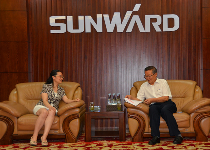 民盟湖南省委领导莅临山河智能考察交流