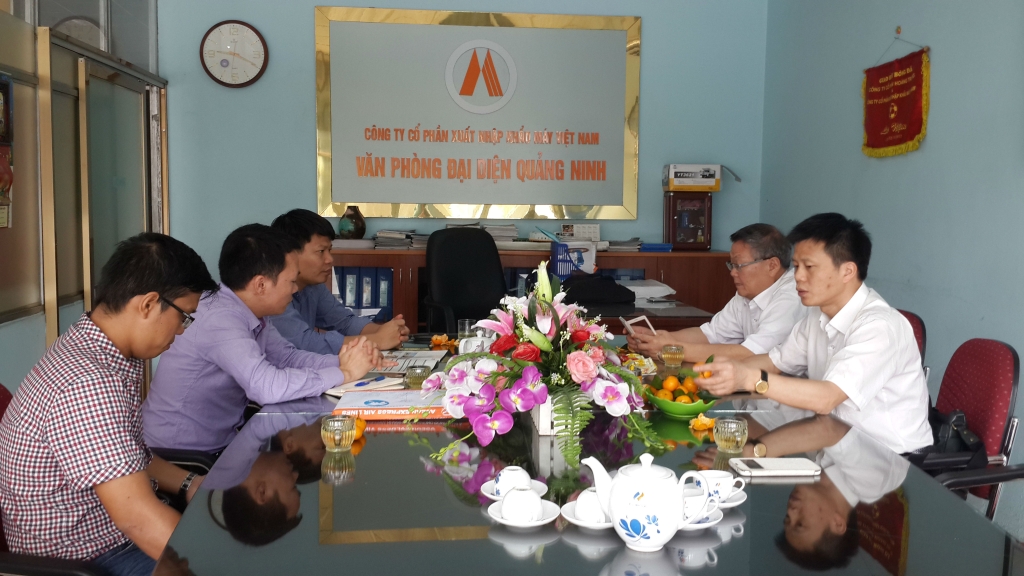 山河智能高级代表团访问越南