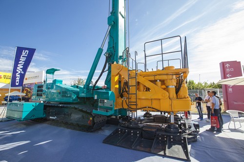 山河智能酷帅曾大虾，一大波美图带你亲临北京BICES展