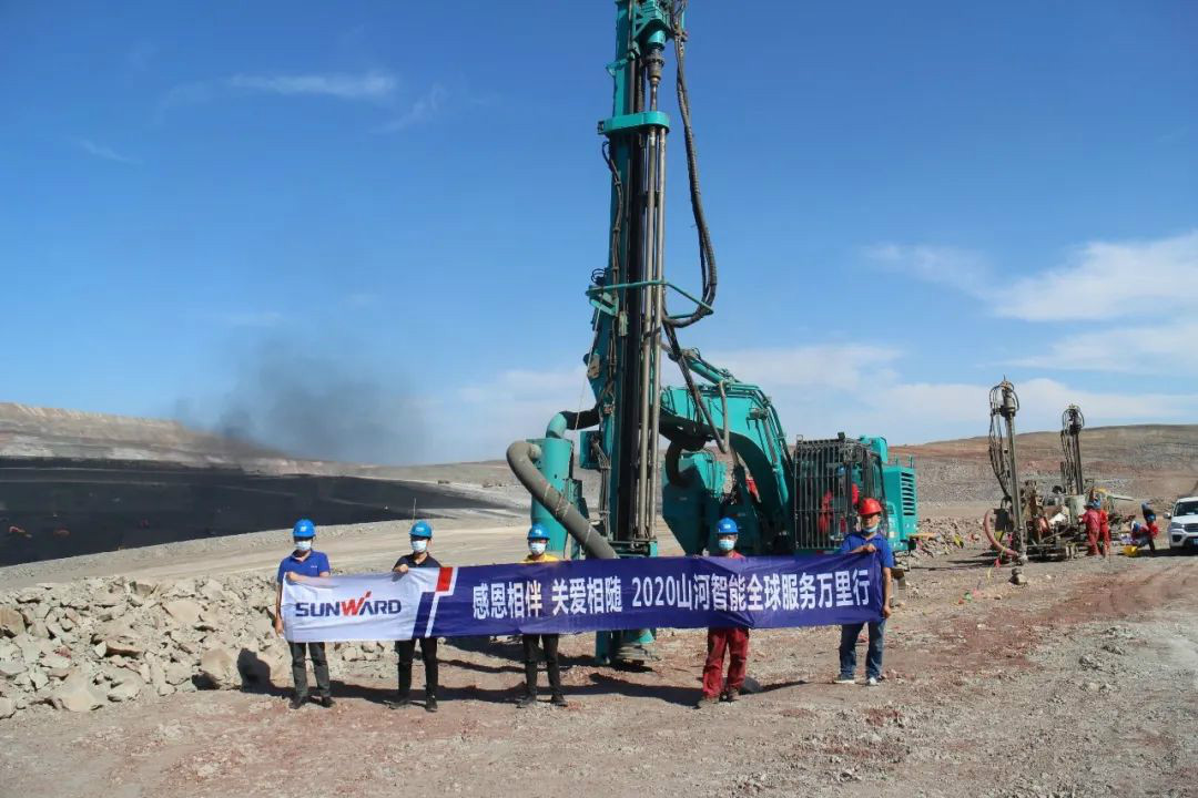 晚上八九点钟的太阳——山河智能服务万里行新疆纪实