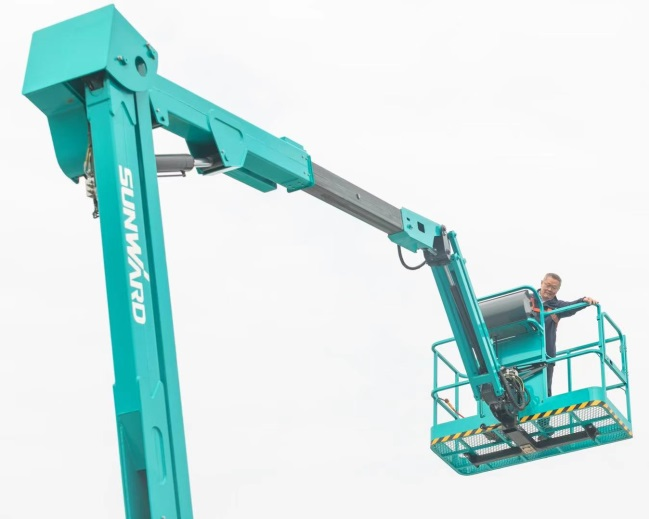 匠心打造！山河智能曲臂式高空作业平台正式投放市场