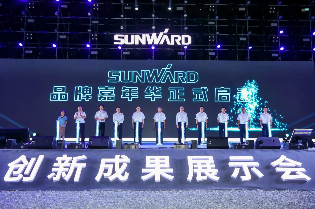 逛展超热闹！山河智能成果展示会高能名场面来袭