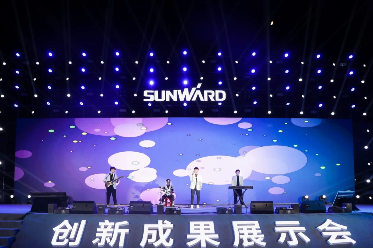 逛展超热闹！山河智能成果展示会高能名场面来袭