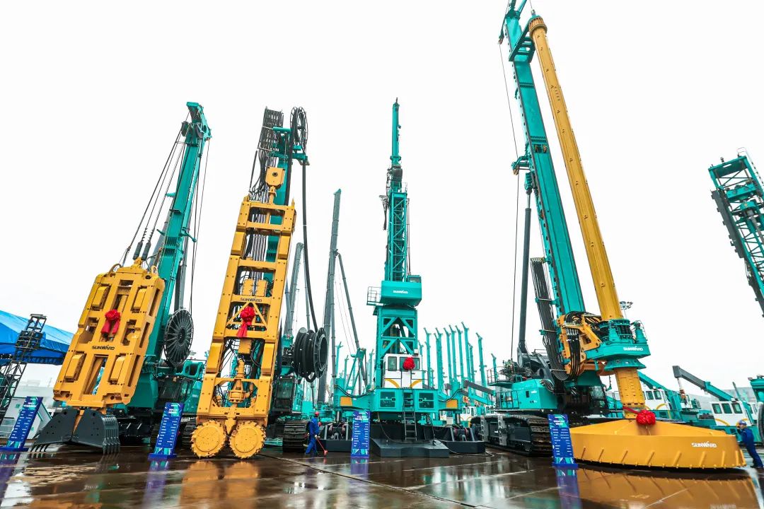 多款产品问鼎世界之最！山河智能地下ug环球会员注册全球发布会成功举行