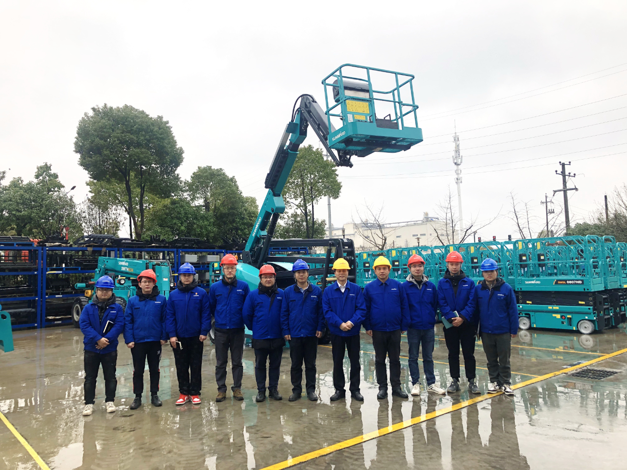 勇闯蓝海！山河智能两款臂式高空作业平台正式“出道”