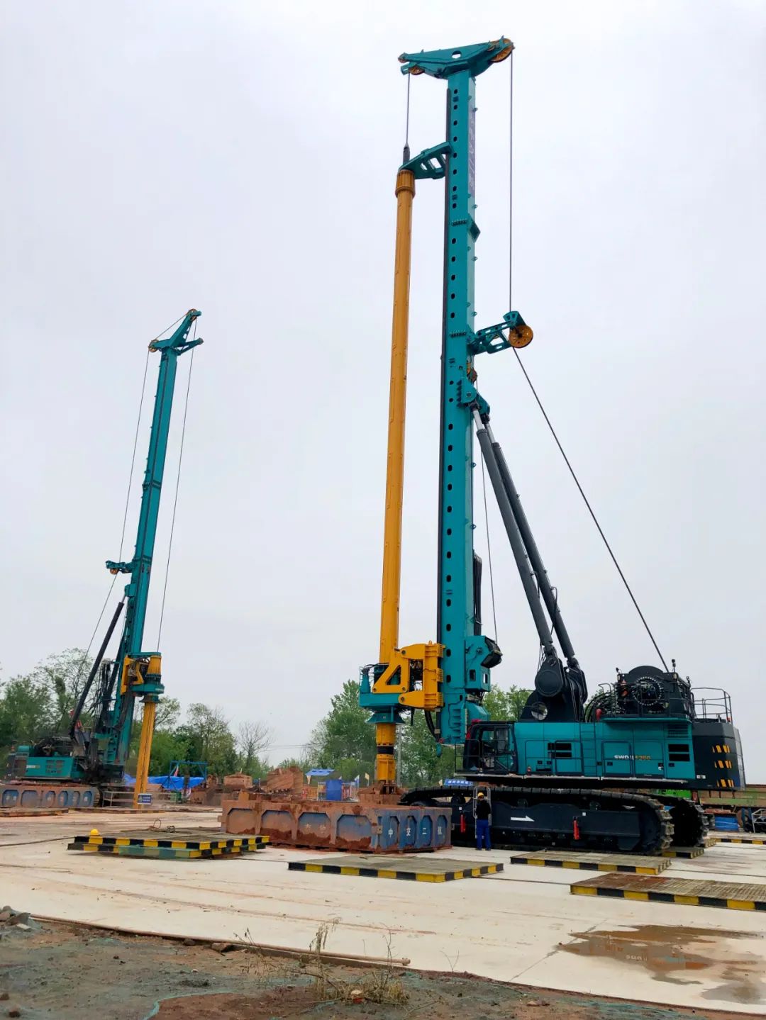 再啃“硬骨头”！山河智能“超级桩备”助建燕矶长江大桥