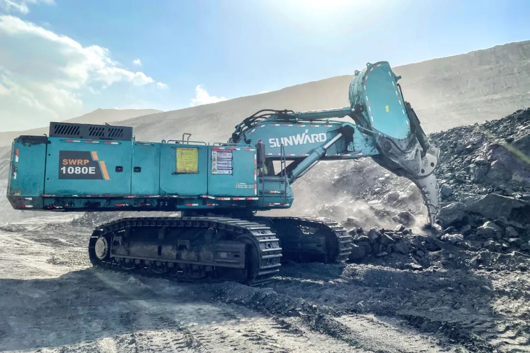 图集 | “山河绿”满矿山！山河智能矿山成套装备实力“亮剑”