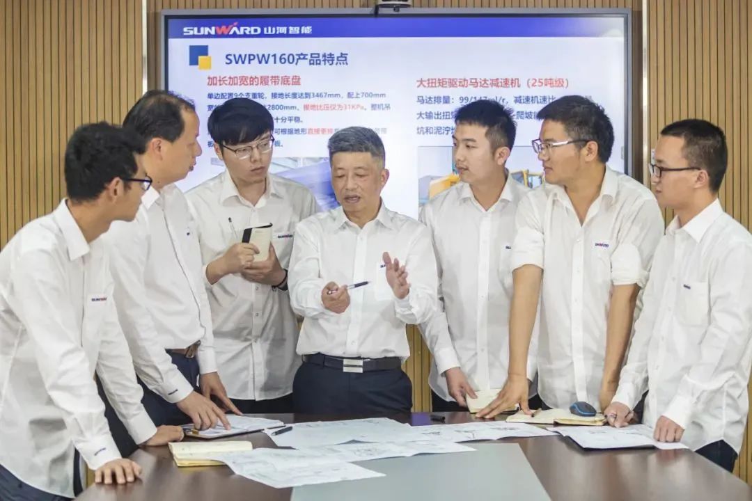 长沙经开区劳模林宏武:扎根工程机械40载 永葆实干创新赤子心