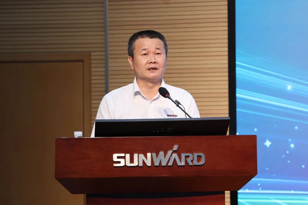 凝心聚力奋力拼搏,向高质量发展交出精彩答卷!山河智能召开全体干部大会