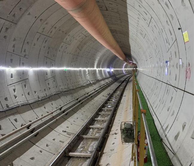 再传捷报!中铁山河盾构机顺利贯穿深圳地铁3号低碳站~坪西站左线