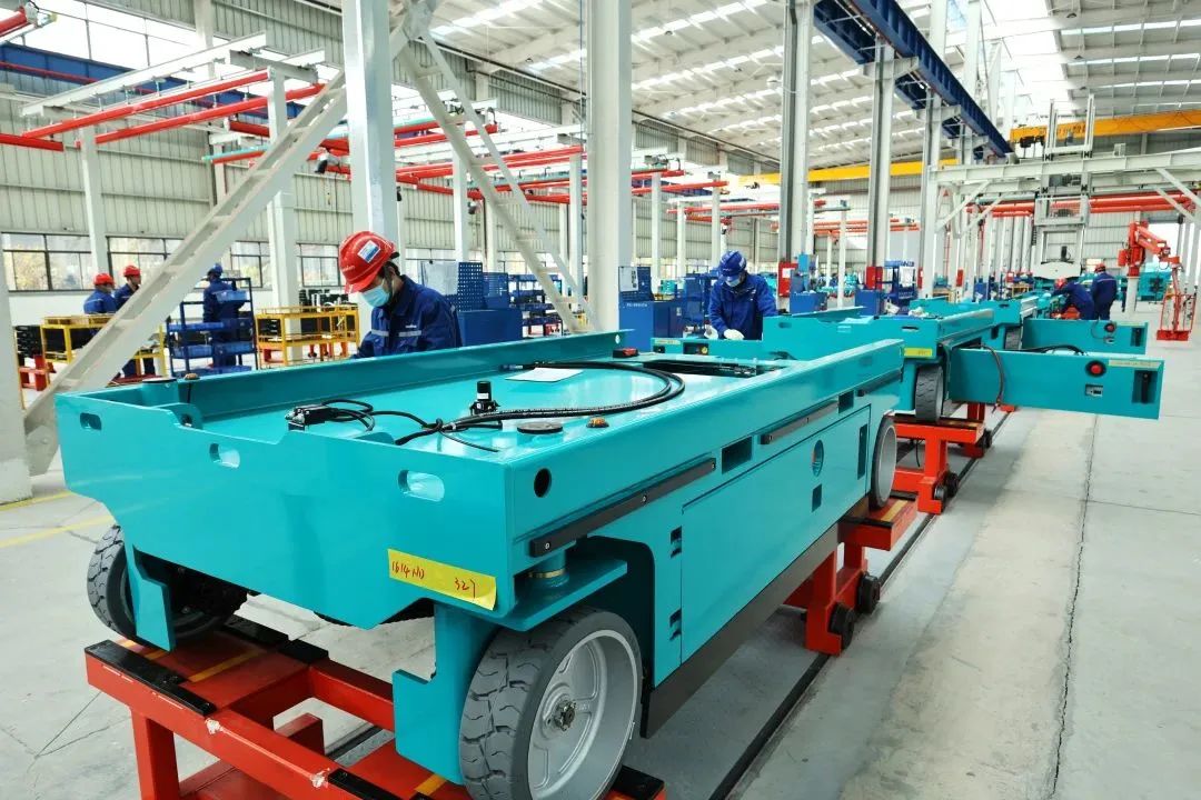 莫道君行早,更有早行人!山河智能癸卯兔年开工大吉