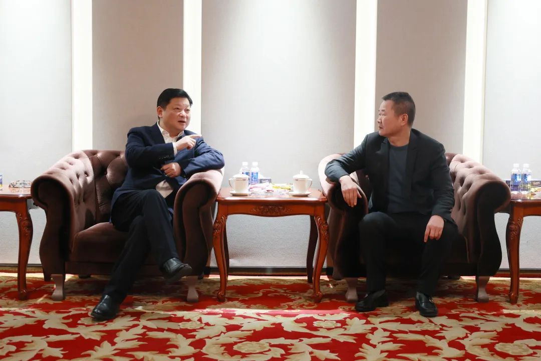 新春第一访!付旭明走访慰问山河智能