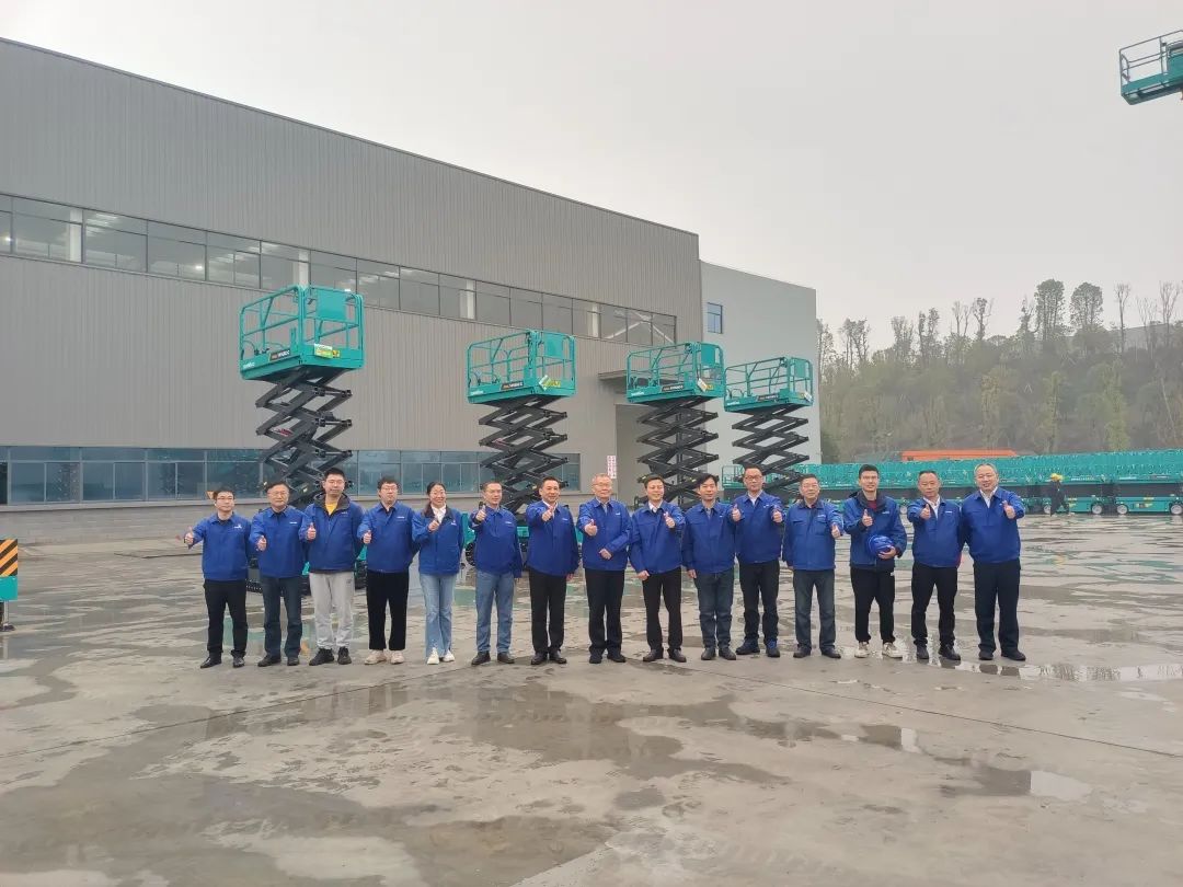 出厂即“出道”!山河智能首款履带剪叉式高空作业平台批量上市