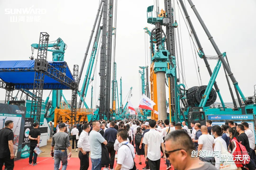 实力出圈!山河智能地下ug环球会员注册“大阅兵”来了