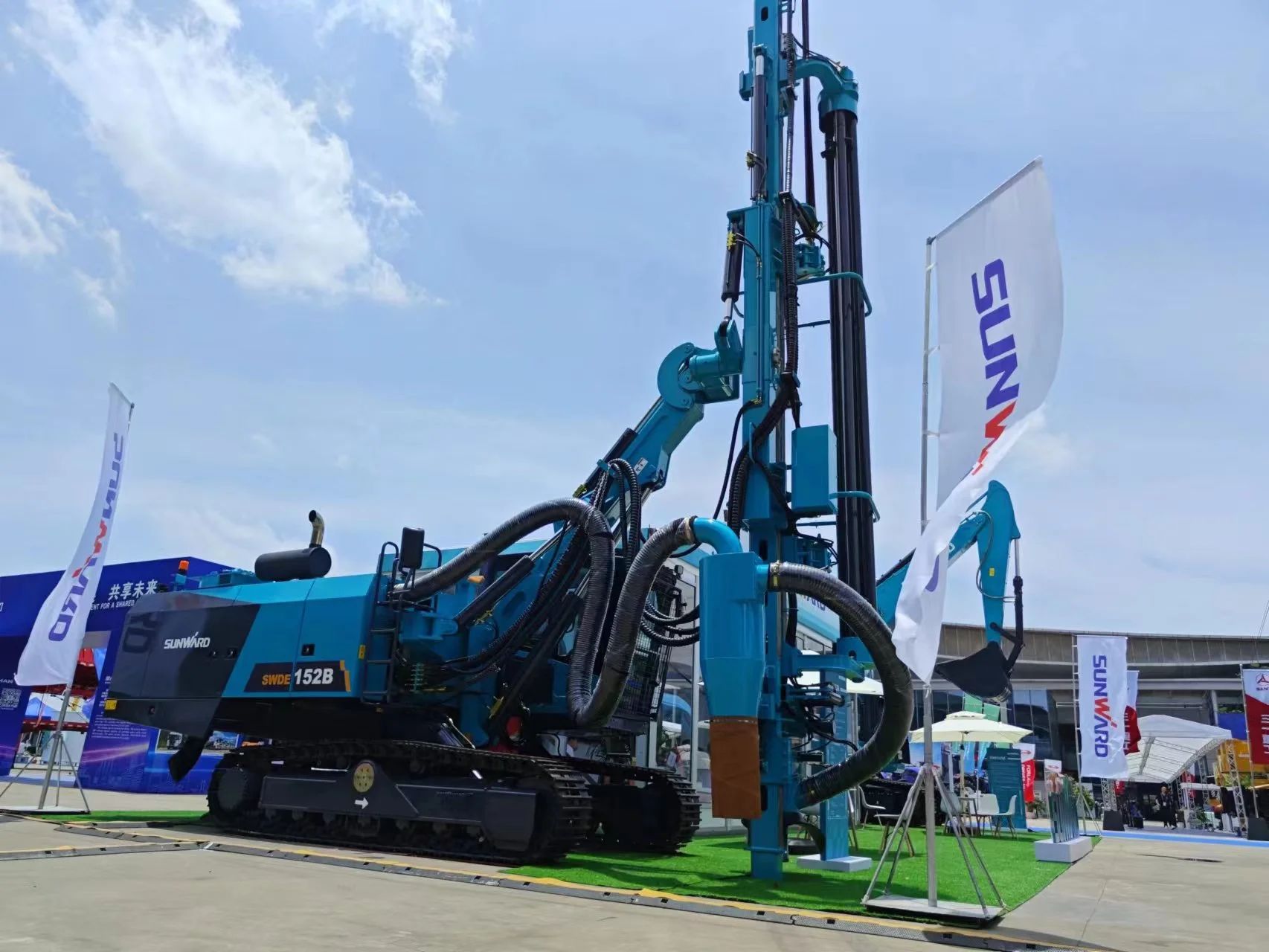 逐梦非洲，携手同行！山河智能亮相第三届中非经贸博览会