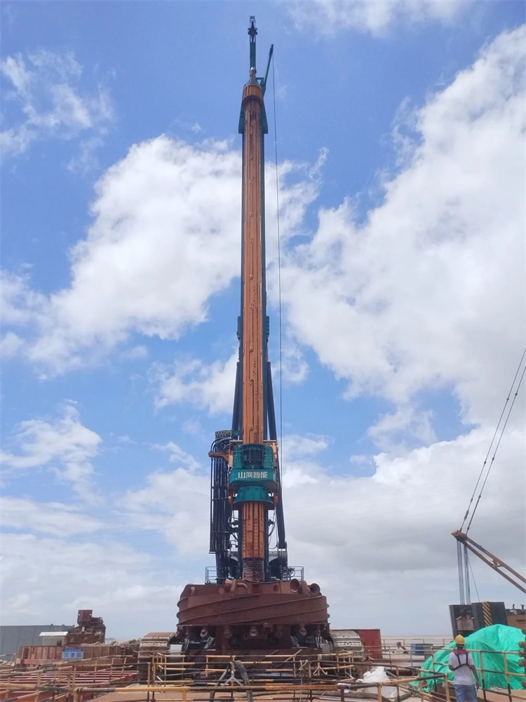 捷报!山河智能完成“全球最大”6.3米直径旋挖桩成孔成桩
