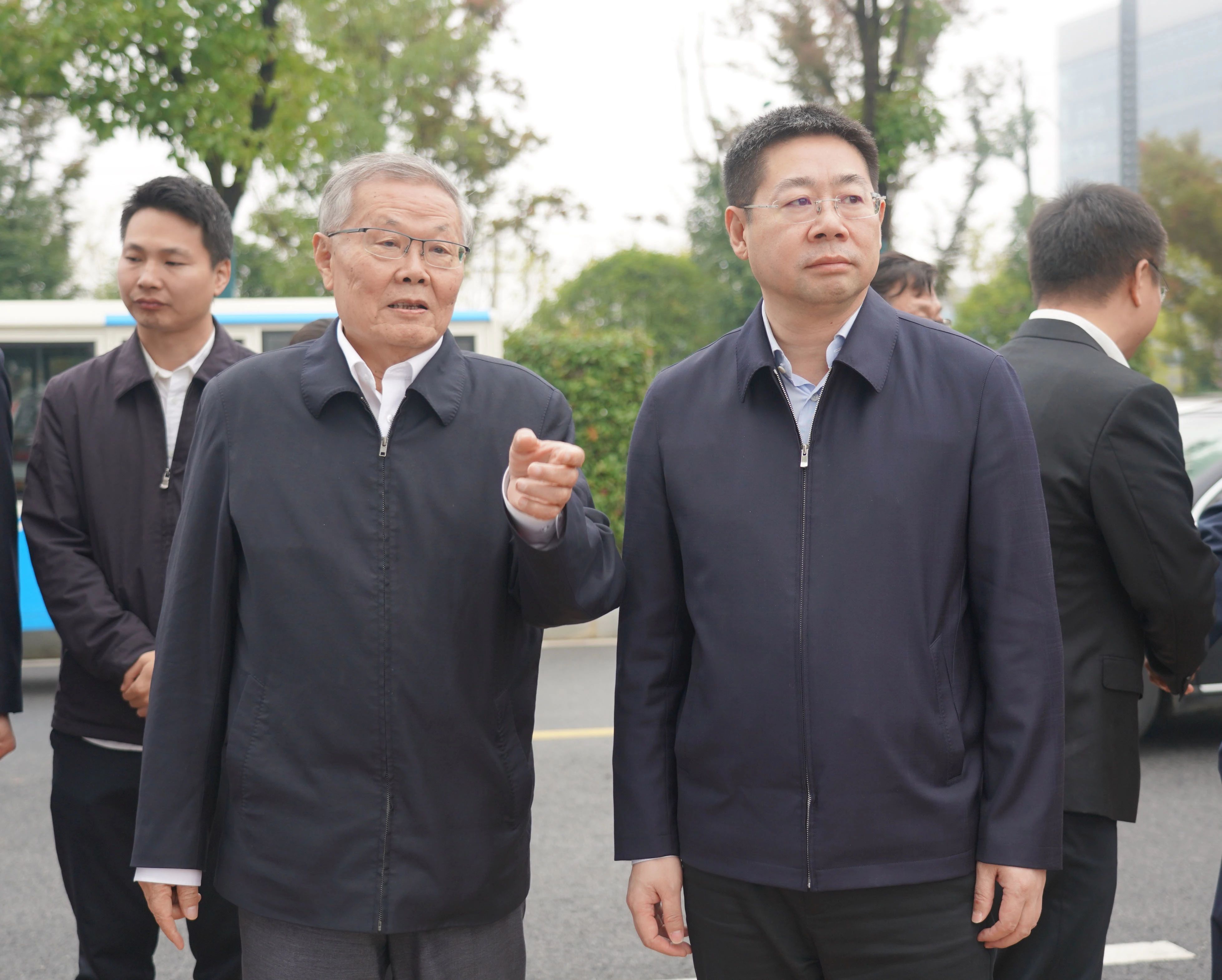 全国节水办主任蒋牧宸调研山河智能节水工作