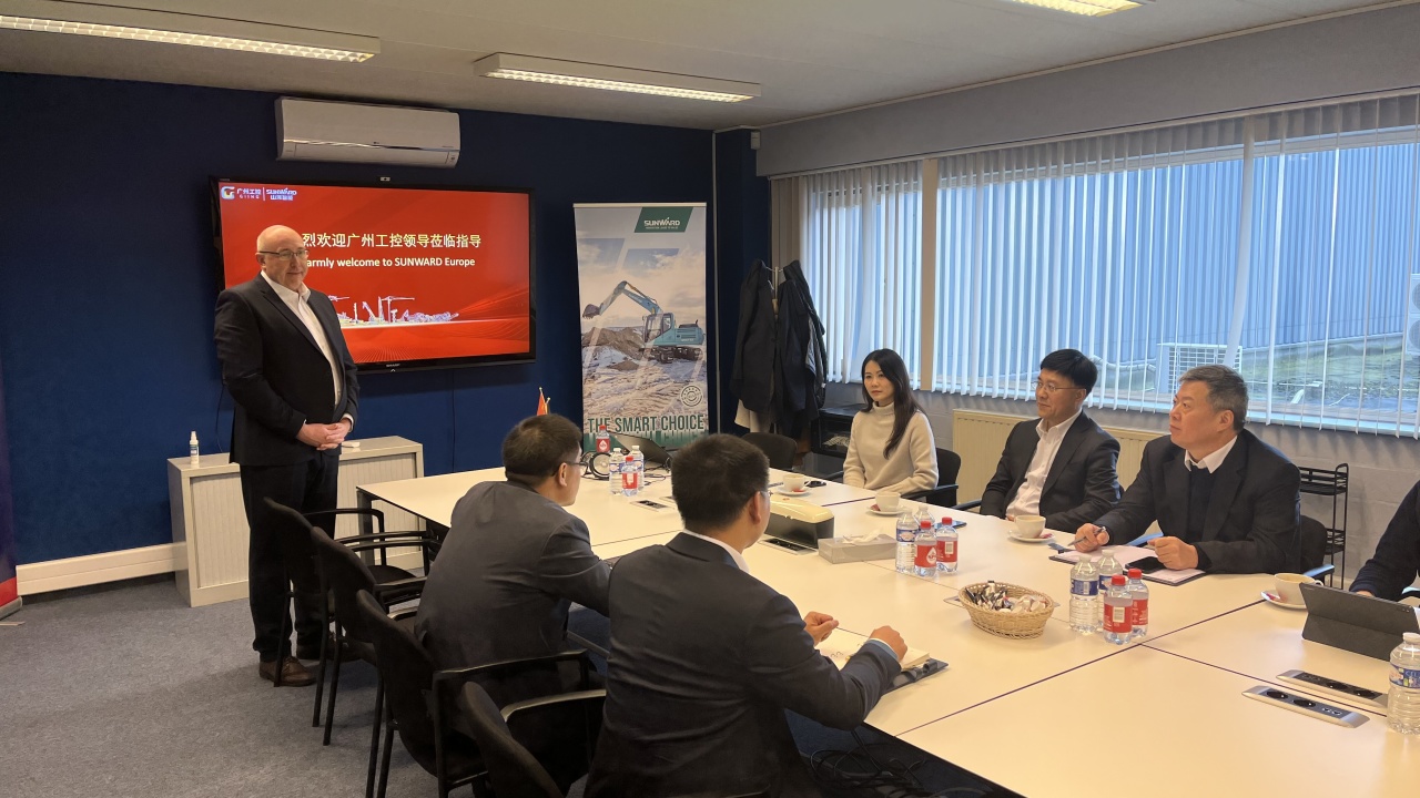 广州工控党委书记、董事长景广军率队赴山河智能欧洲子公司考察