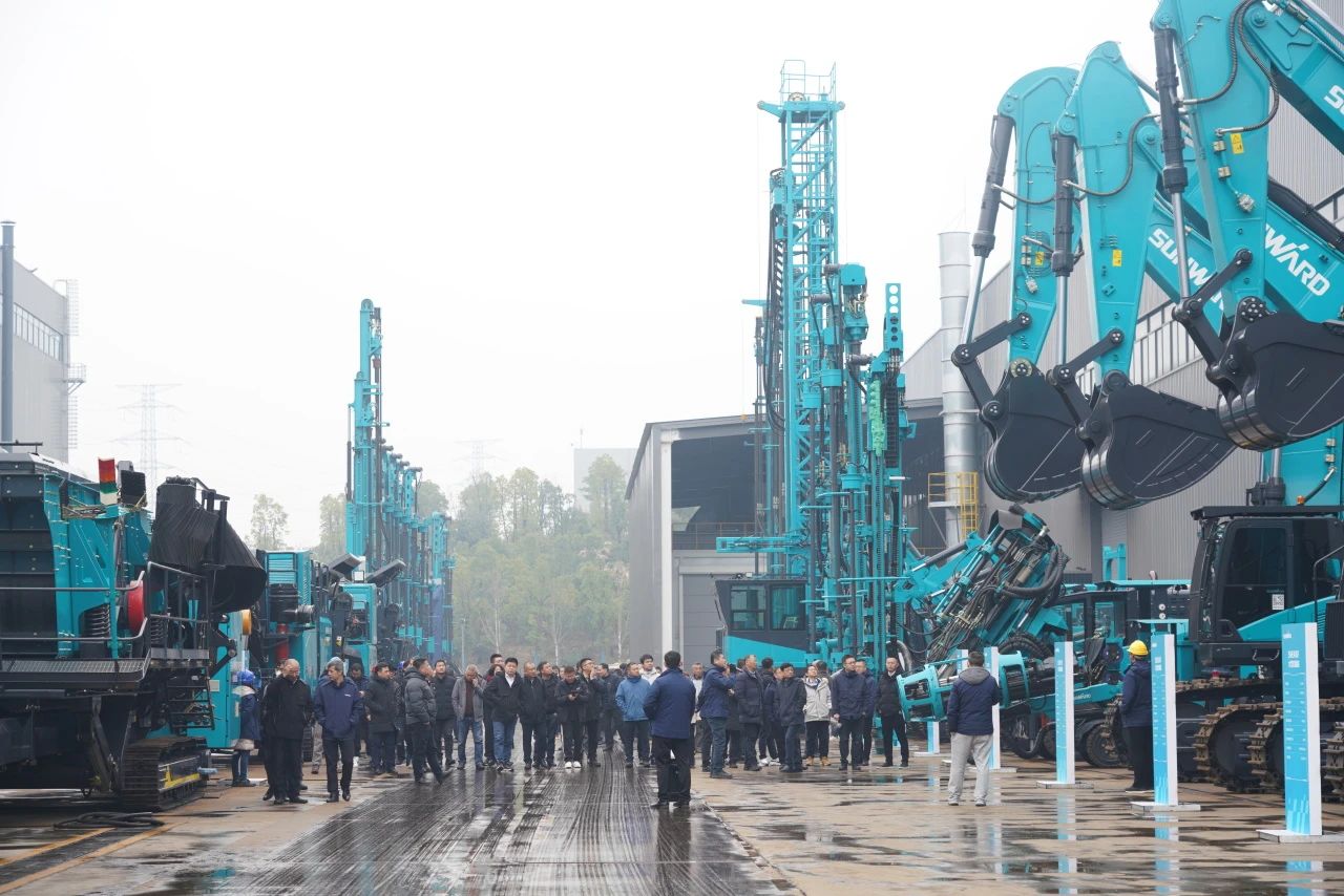 启新程,向未来!山河矿岩揭牌庆典暨新春发货仪式圆满举行