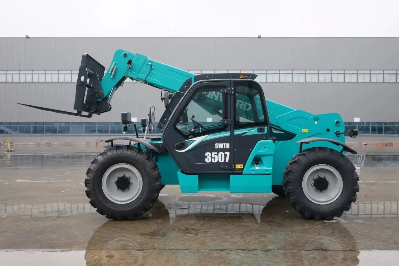 “猛将”出击,需求火爆!山河智能新一代伸缩臂叉装车成功下线