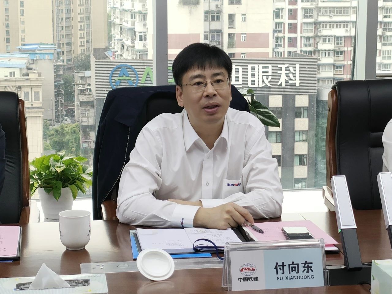 适应新形势,寻求新合作!山河智能到访中铁二十三局