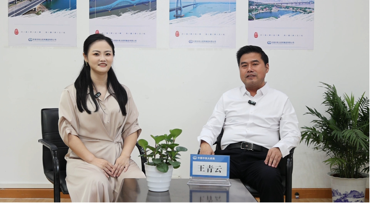 先导式创新,再推电动新品!山河智能SWDM520EE增程式旋挖钻机推介会成功举办