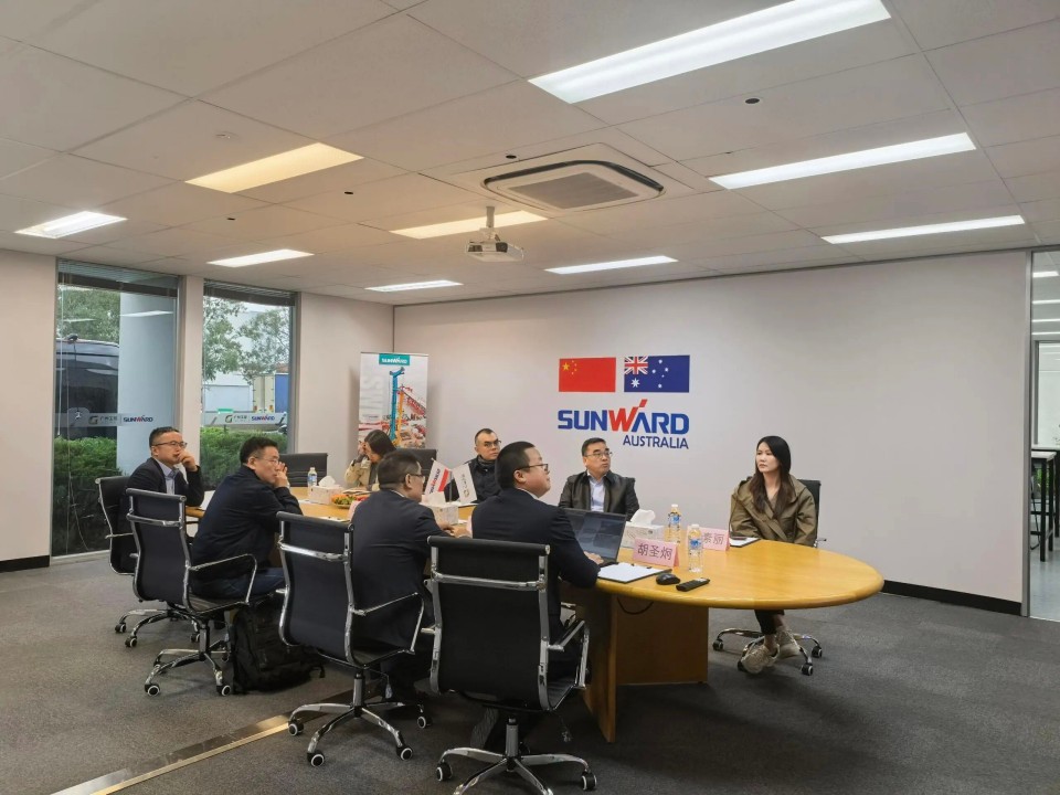 广州工控集团总经理王福铸率队考察山河智能澳大利亚子公司