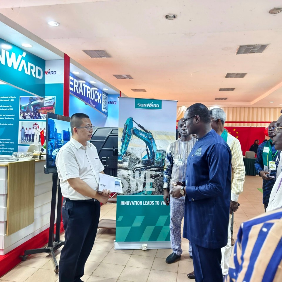 山河智能亮相首届“投资布基纳法索”国际论坛