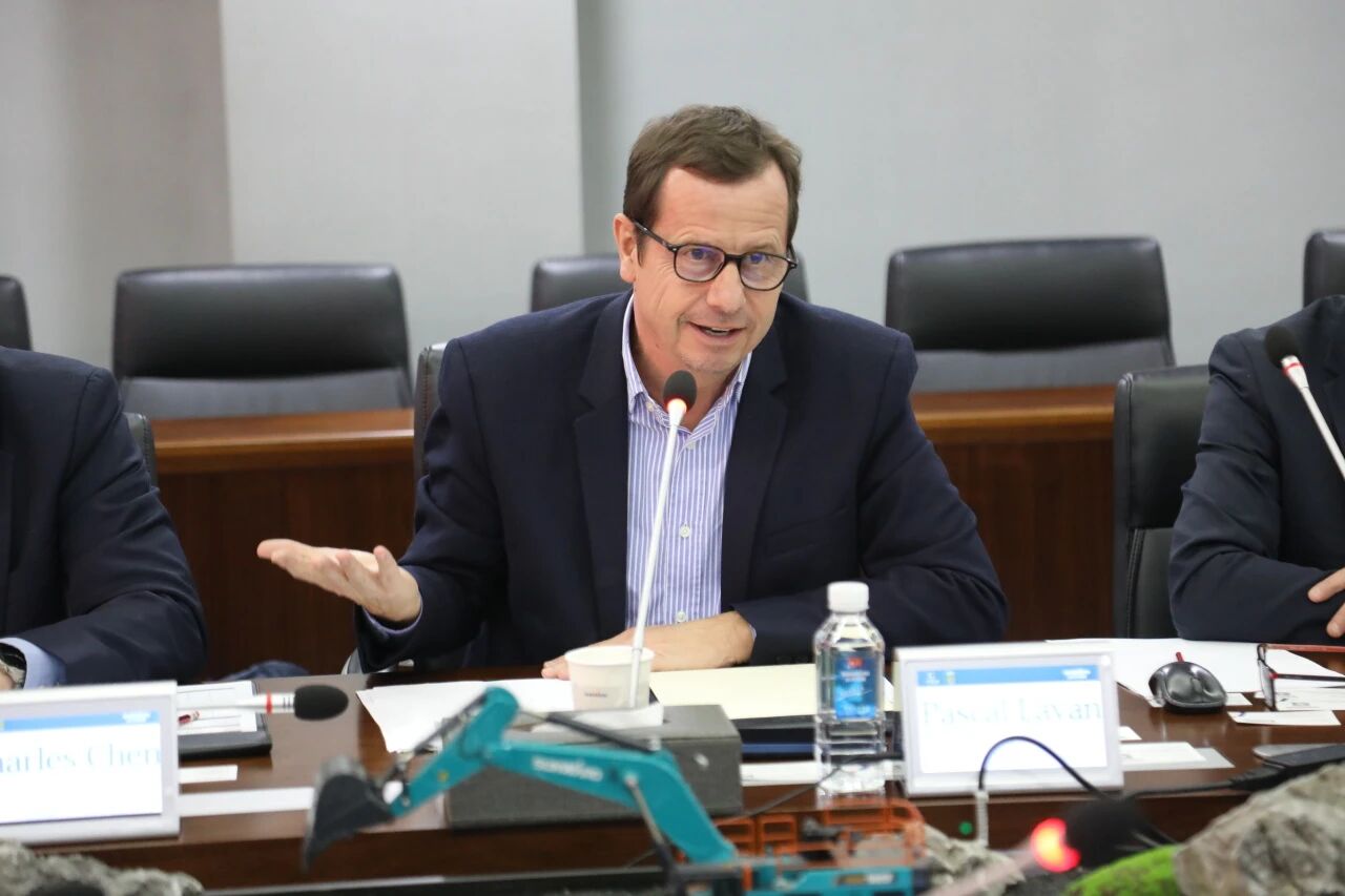 法巴租赁集团到访山河智能，共拓合作新篇章