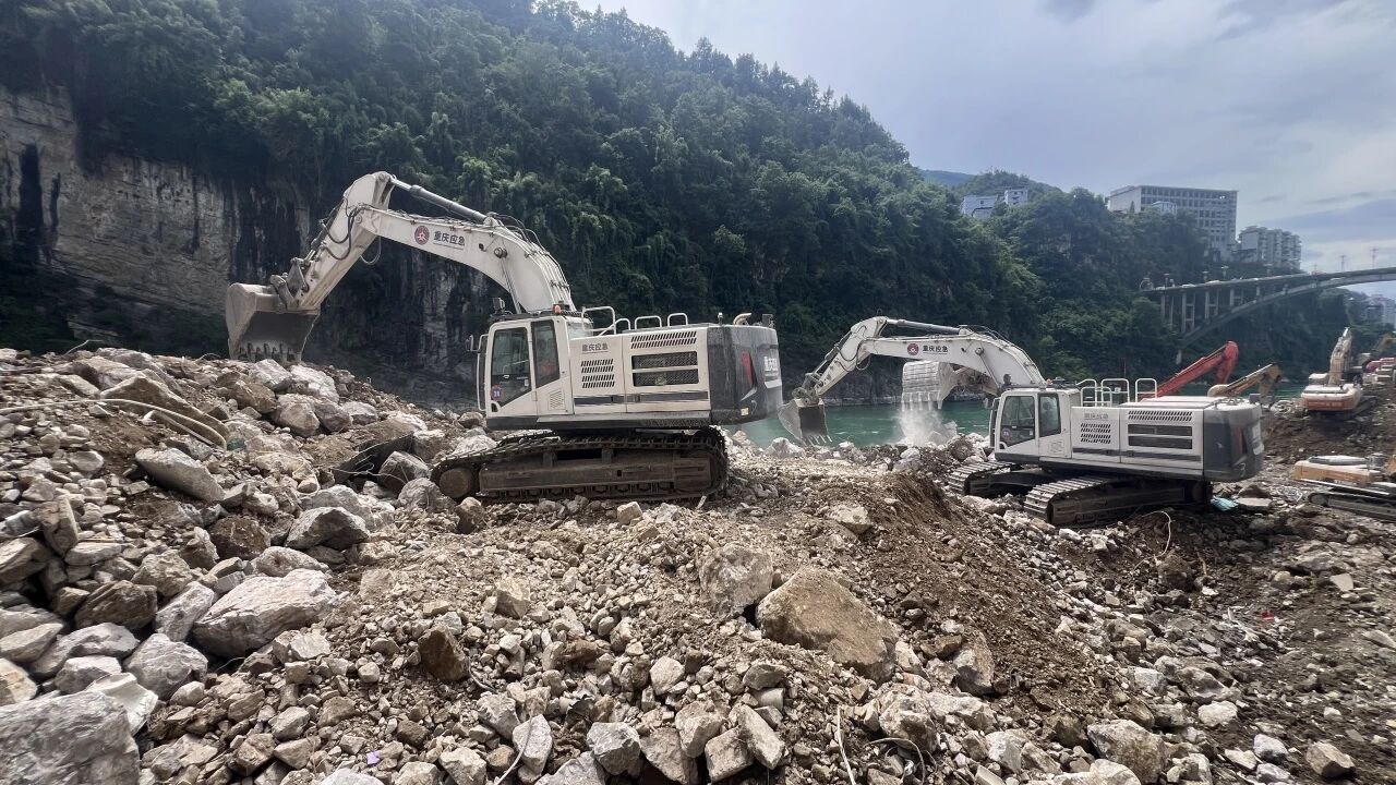 服务万里行 | 驰援抢险一线，山河特装驻场护航重庆彭水应急救援